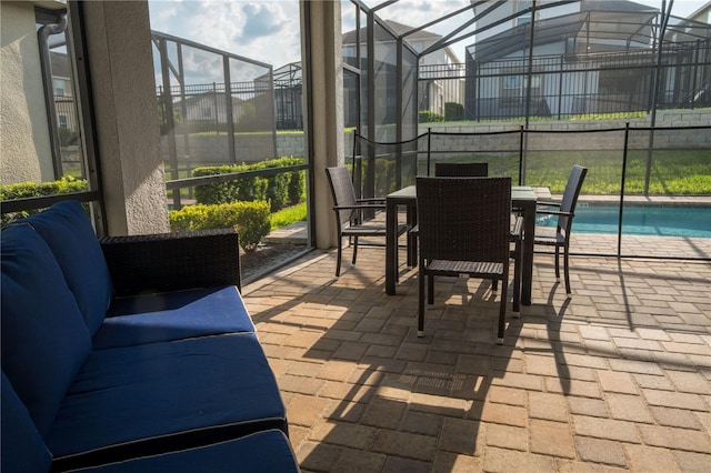 1836 Sandy Park Trl, Kissimmee, FL 34747 - sunroom with outdoor dining space