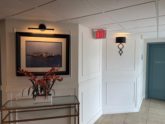 6165 Carrier Dr Unit 1801, Orlando, FL 32819 - detailed view of a paneled ceiling and a decorative wall