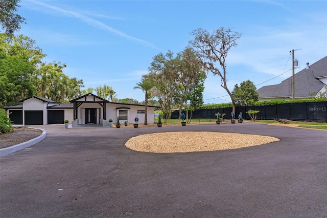 1700 Lake Markham Rd, Sanford, FL 32771 - surrounding community featuring curved driveway