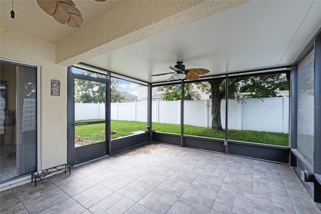 2729 Stanwood Dr, Kissimmee, FL 34743 - unfurnished sunroom with ceiling fan