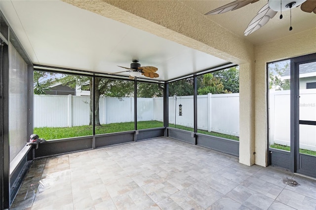2729 Stanwood Dr, Kissimmee, FL 34743 - unfurnished sunroom with ceiling fan