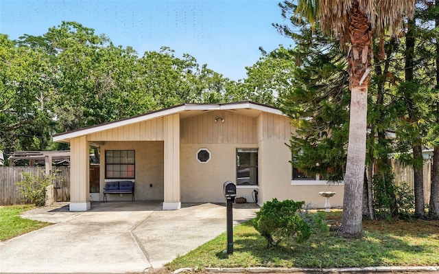 1111 Liberty Ave, Mount Dora, FL 32757 - view of front of house with stucco siding