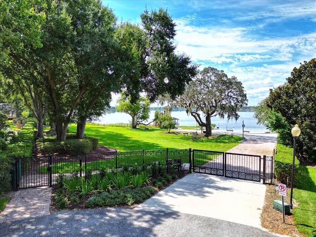 1947 Broadleaf Ct, Windermere, FL 34786 - gate with a water view