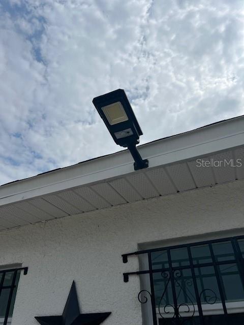 1620 Hialeah St, Orlando, FL 32808 - exterior view of stucco siding