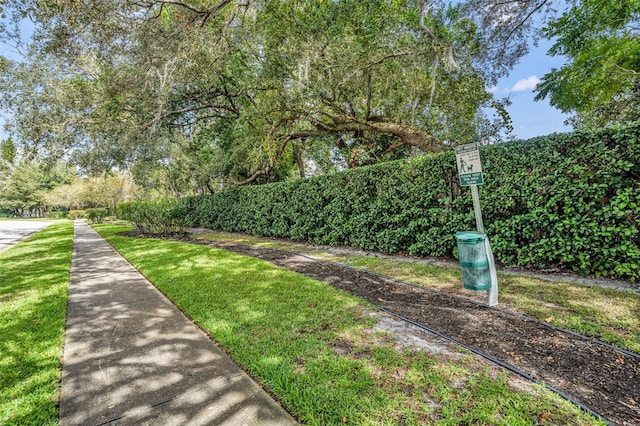 9455 Belmont Ter, Oviedo, FL 32765 - surrounding community with a lawn