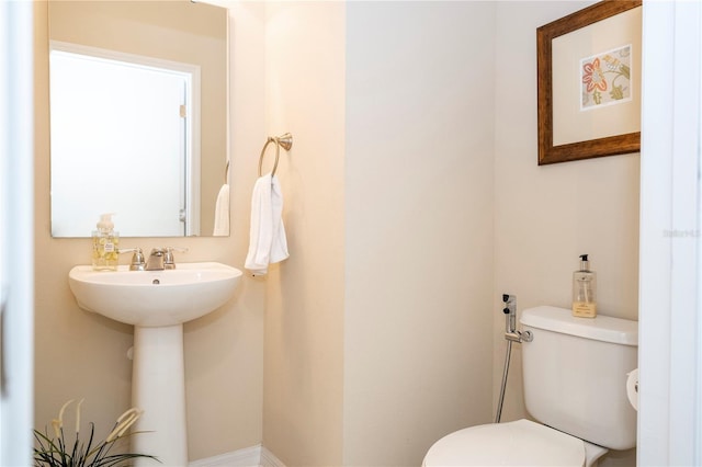 14231 Desert Haven St Unit Ge, Windermere, FL 34786 - half bathroom featuring toilet