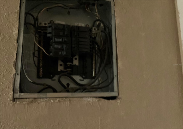58 W 27th St Unit N, West Palm Beach, FL 33404 - utilities with electric panel