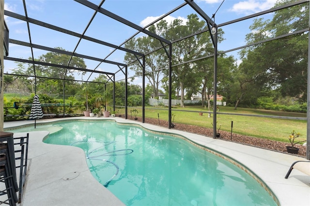 17523 Doris St, Montverde, FL 34756 - outdoor pool with a yard and a patio