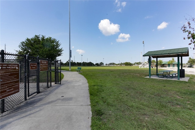 2305 Rio Grande Forest Ln, Kissimmee, FL 34759 - view of community featuring a gate and a gazebo