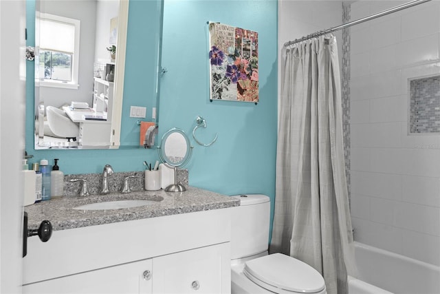 1112 Preserve Point Dr, Winter Park, FL 32789 - bathroom with toilet, vanity, and shower / bath combo