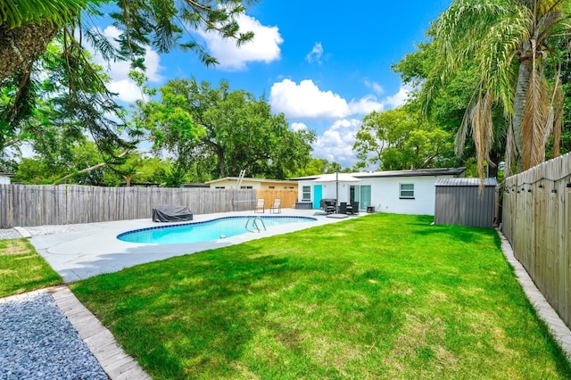 7616 Simms Ave, Orlando, FL 32812 - view of pool with a patio area