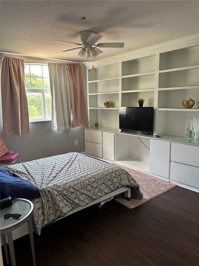 1445 Valley Pine Cir, Apopka, FL 32712 - bedroom featuring a textured ceiling, wood finished floors, an office area, and ceiling fan