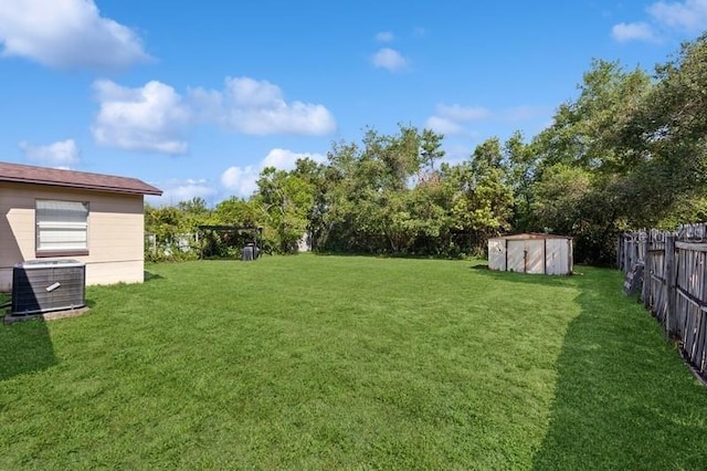 2822 Fulford St, Deltona, FL 32738 - fenced backyard featuring a shed