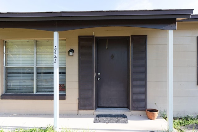 2822 Fulford St, Deltona, FL 32738 - property entrance featuring a porch