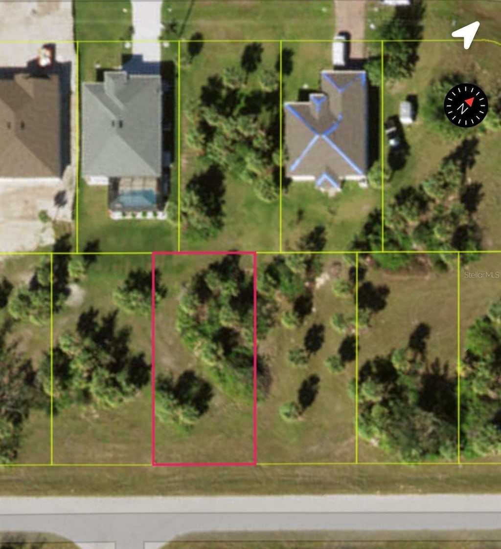 140 April Rd, Rotonda West, FL 33947