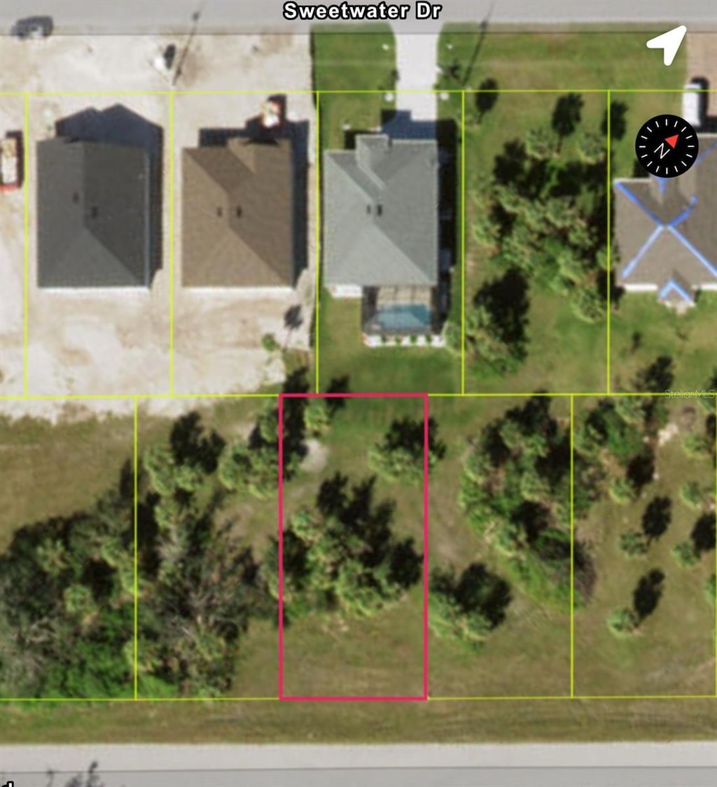 138 April Rd, Rotonda West, FL 33947