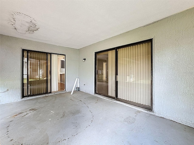 7337 Cone Shell Dr, Spring Hill, FL 34607 - view of patio / terrace