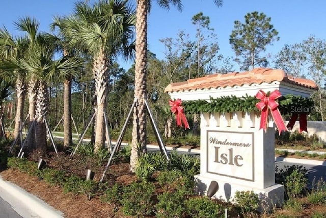 8348 Vivaro Isle Way, Windermere, FL 34786 - view of community / neighborhood sign
