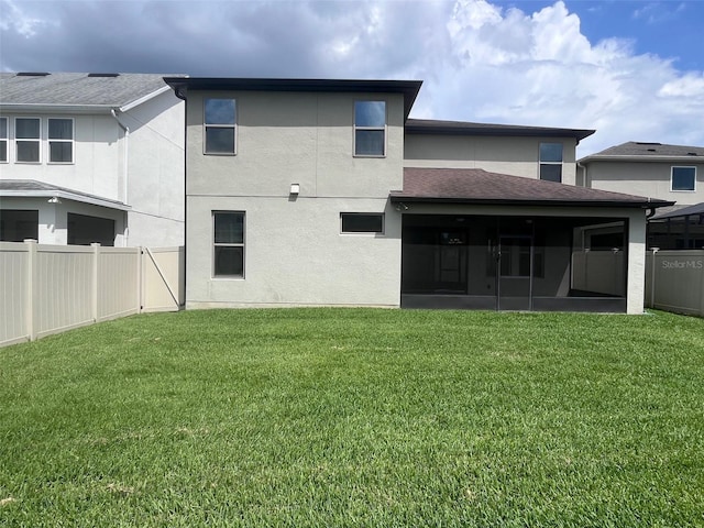 8348 Vivaro Isle Way, Windermere, FL 34786 - back of house featuring a sunroom and stucco siding