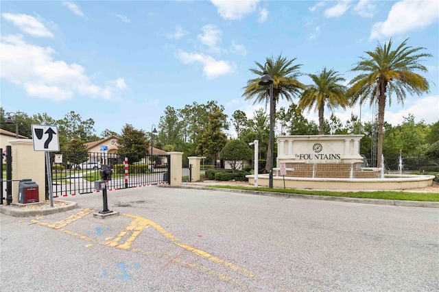 8219 Roseville Blvd, Davenport, FL 33896 - community sign with a gate