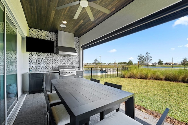 13323 Panama Beach Ct, Orlando, FL 32827 - view of patio featuring a ceiling fan and outdoor dining area