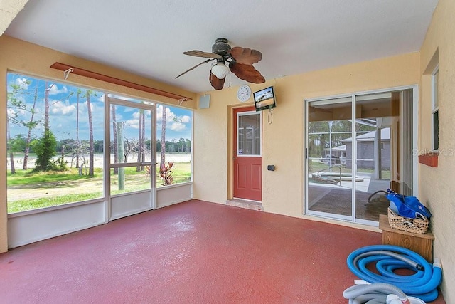 2772 Pelham Cir, Deltona, FL 32738 - unfurnished sunroom with ceiling fan