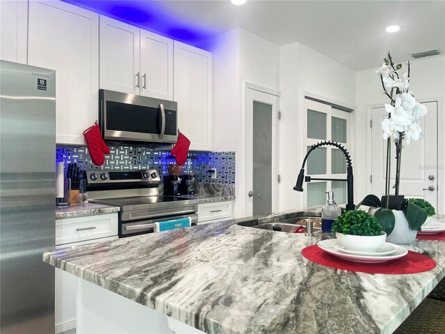 1418 Kissimmee Ct, Kissimmee, FL 34759 - photo 6