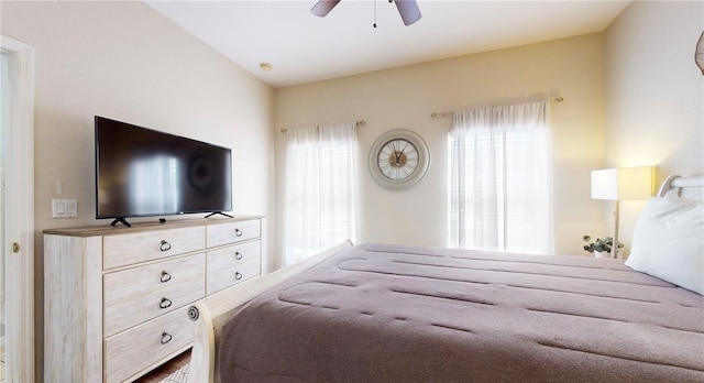 2411 Caravelle Cir, Kissimmee, FL 34746 - bedroom with a ceiling fan