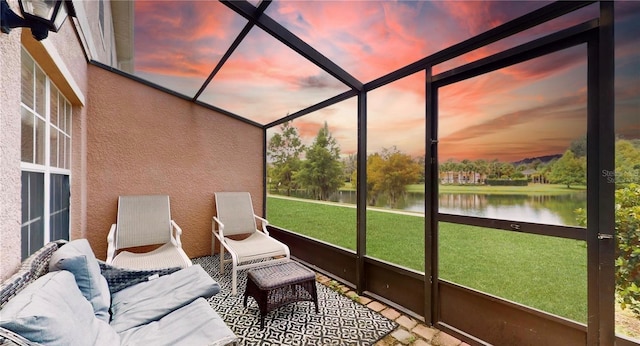 2411 Caravelle Cir, Kissimmee, FL 34746 - sunroom with a water view