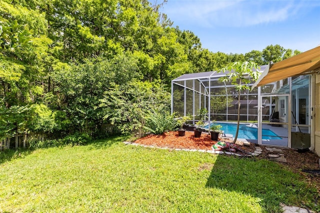 10743 Fairhaven Way, Orlando, FL 32825 - view of yard featuring glass enclosure