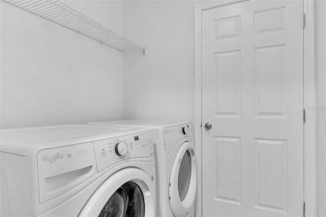 126 San Carlo Rd, Davenport, FL 33896 - washroom featuring washing machine and dryer
