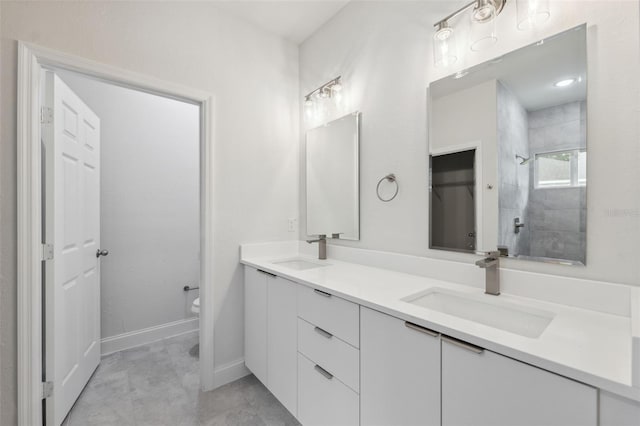 8944 N Pitcairn Way, Citrus Springs, FL 34434 - full bath featuring double vanity, toilet, and tiled shower