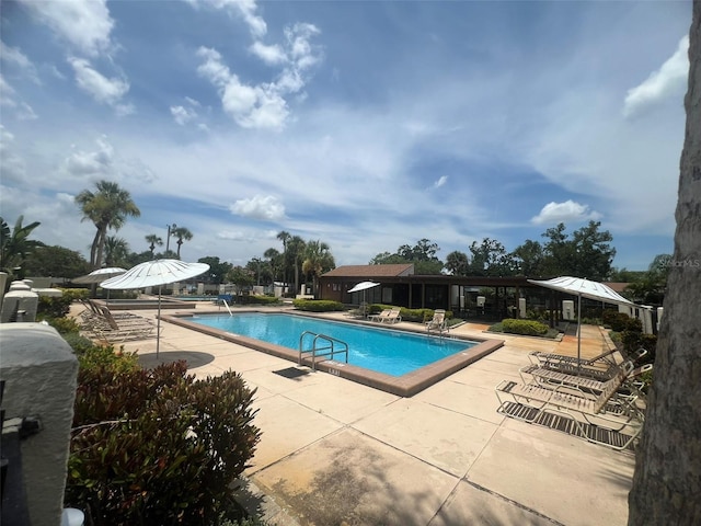 2426 Windward Way, Winter Park, FL 32792 - community pool with a patio area