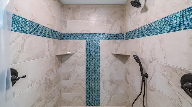 287 Hilltop Dr, Longwood, FL 32750 - full bath with tiled shower