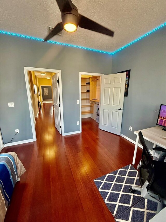 18018 Malakai Isle Dr, Tampa, FL 33647 - photo 25