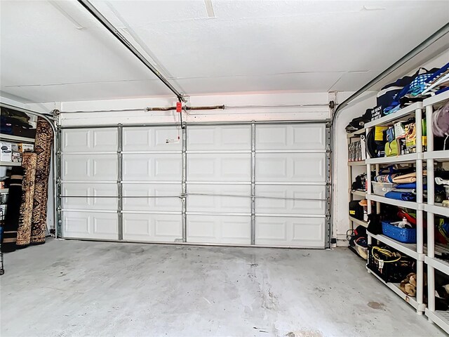 2771 NE 66th St, Ocala, FL 34479 - view of garage