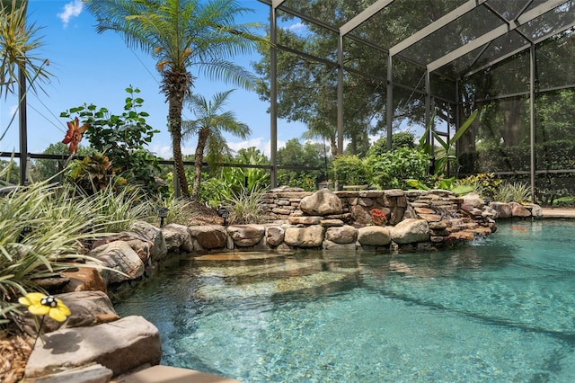 490 Wekiva Preserve Dr, Apopka, FL 32712 - view of swimming pool with a lanai