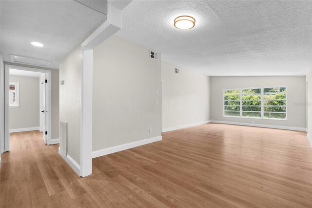 404 Courtney Dr, Temple Terrace, FL 33617 - photo 6