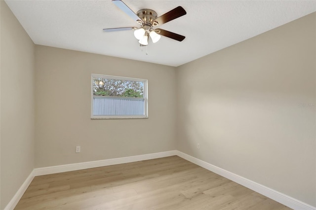 2835 Bongart Rd, Winter Park, FL 32792 - spare room featuring light wood-style flooring, baseboards, and ceiling fan