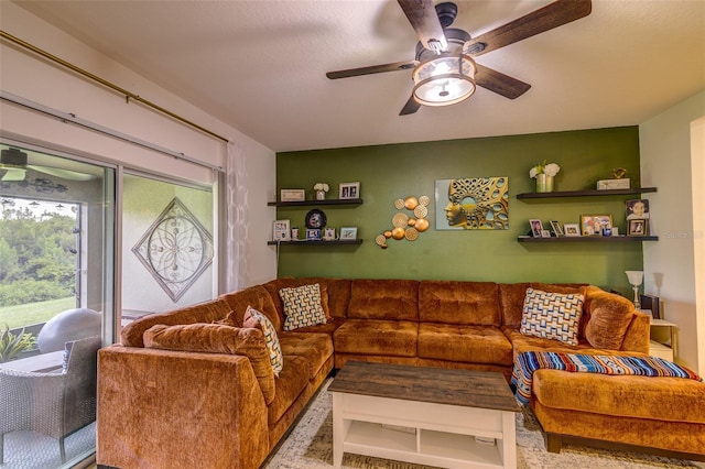322 Annabelle Way, Davenport, FL 33837 - living room with ceiling fan