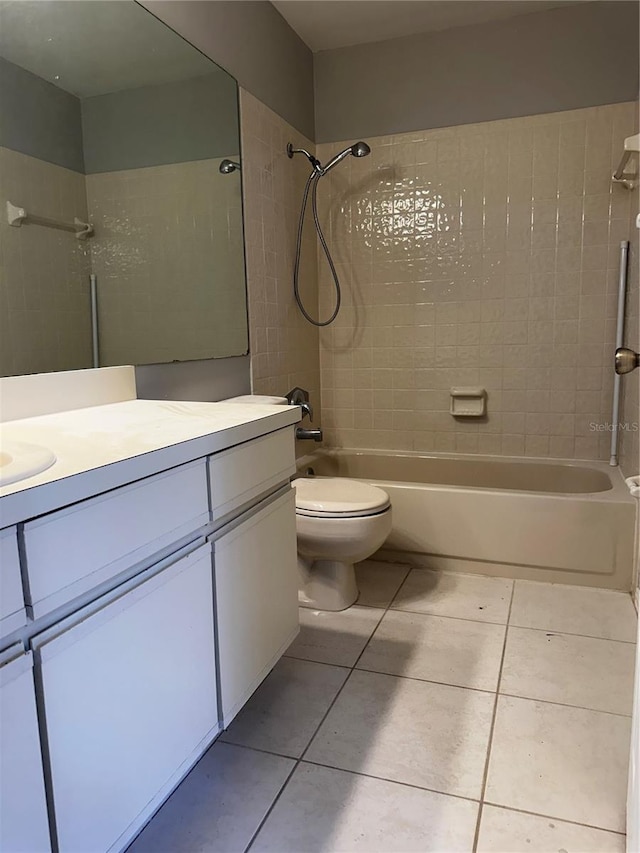 652 Roaring Dr Unit 234, Altamonte Springs, FL 32714 - bathroom featuring bathing tub / shower combination, vanity, and tile patterned flooring