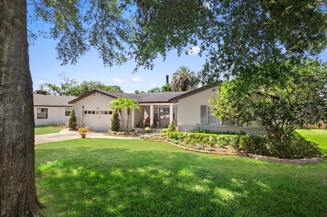 2020 Geronimo Trl, Maitland, FL 32751 - ranch-style house featuring a garage, driveway, and a front lawn