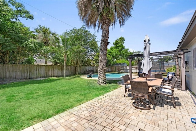 2020 Geronimo Trl, Maitland, FL 32751 - view of patio / terrace with a trampoline and outdoor dining area