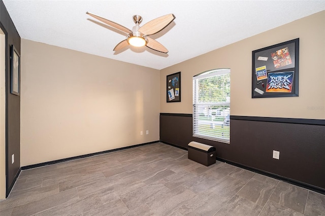 146 Hidden Pointe Ln, Groveland, FL 34736 - unfurnished room with a ceiling fan