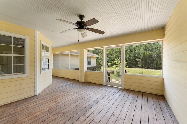 16017 Johns Lake Rd, Clermont, FL 34711 - unfurnished sunroom with ceiling fan