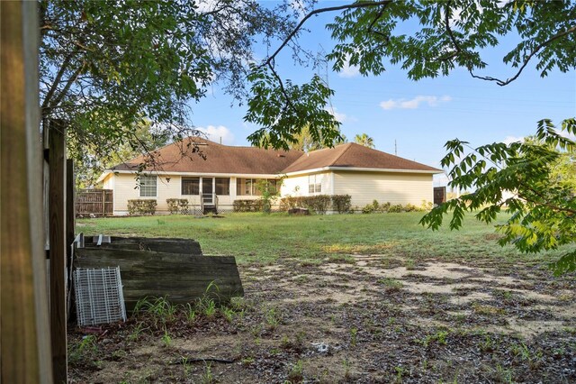 16017 Johns Lake Rd, Clermont, FL 34711 - view of rear view of house
