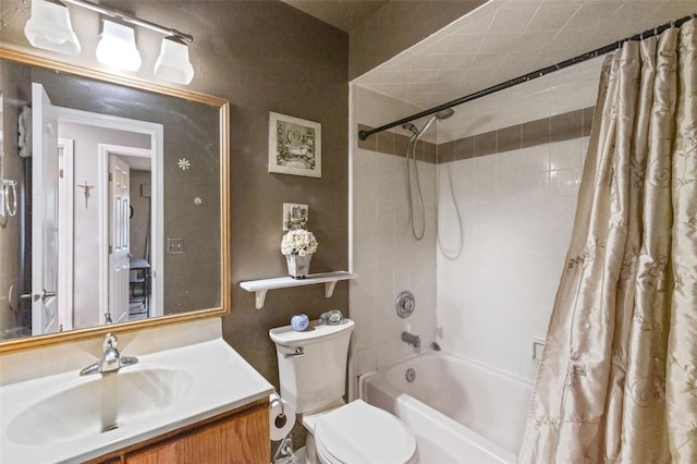 2916 Maldive Ct, Deltona, FL 32738 - bathroom with shower / bath combo, vanity, and toilet