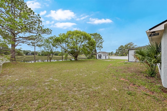 2916 Maldive Ct, Deltona, FL 32738 - view of grassy yard featuring a water view