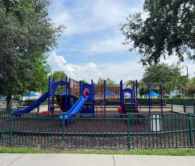 4010 Santa Maria Dr Unit 106, Kissimmee, FL 34741 - view of community playground