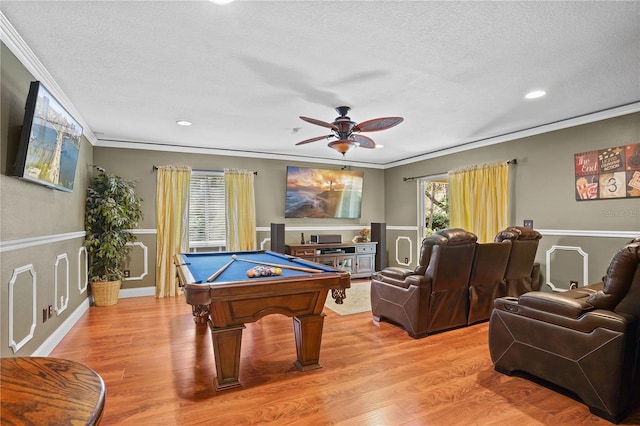 1354 Dutch Elm Dr, Altamonte Springs, FL 32714 - recreation room with crown molding, a textured ceiling, a ceiling fan, light wood-style flooring, and billiards table